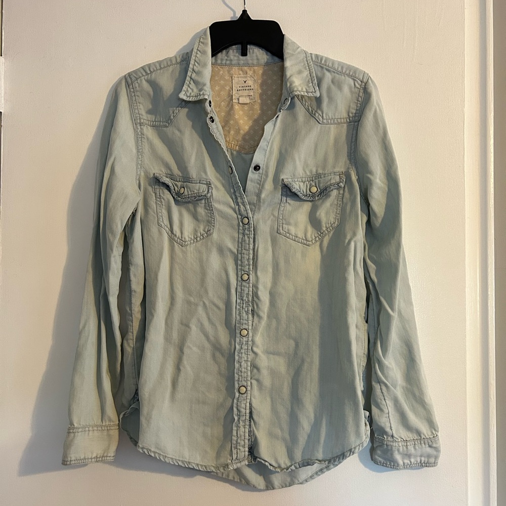 American Eagle Outfitters Beige Vintage Boyfriend Shirt